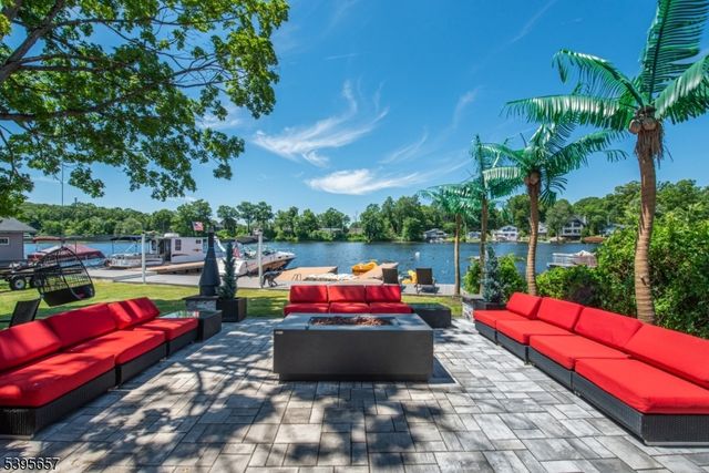 109 Mount Arlington Blvd, Roxbury Twp., NJ 07850