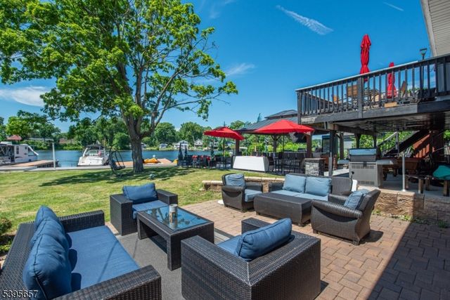 109 Mount Arlington Blvd, Roxbury Twp., NJ 07850