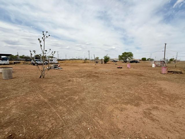 2833 E 53rd Street, Lubbock, TX 79404