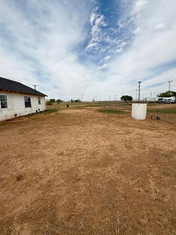 2833 E 53rd Street, Lubbock, TX 79404