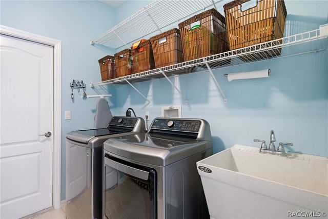 114 W Mickey Mantle Path, Hernando, FL 34442