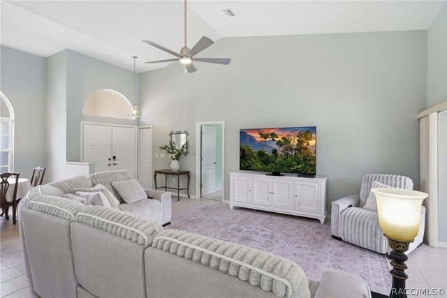 114 W Mickey Mantle Path, Hernando, FL 34442