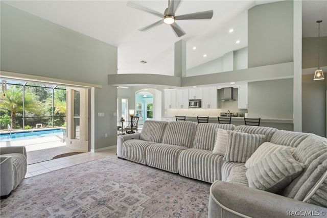 114 W Mickey Mantle Path, Hernando, FL 34442