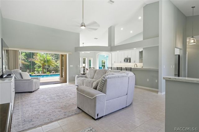 114 W Mickey Mantle Path, Hernando, FL 34442