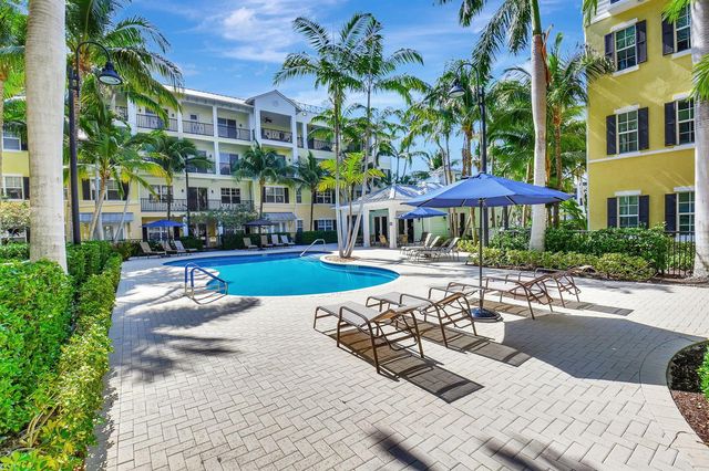 225 S Latitude Circle 105, Delray Beach, FL 33483