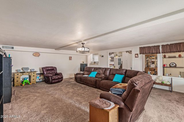 215 N POWER Road 33, Mesa, AZ 85205