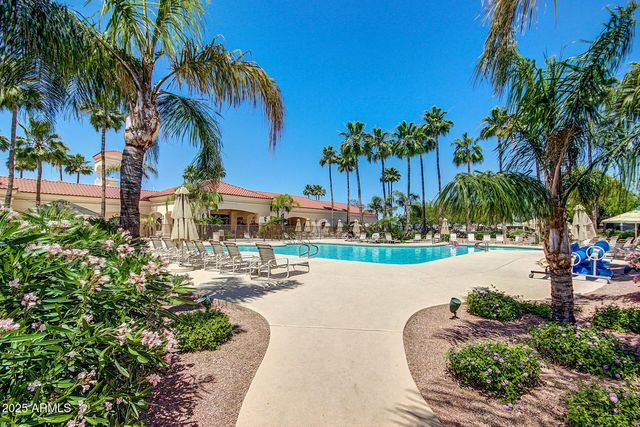 215 N POWER Road 33, Mesa, AZ 85205