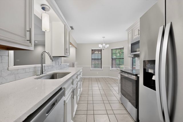 8 Marvin Gardens, Midlothian, TX 76065