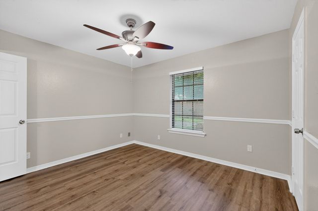 8 Marvin Gardens, Midlothian, TX 76065