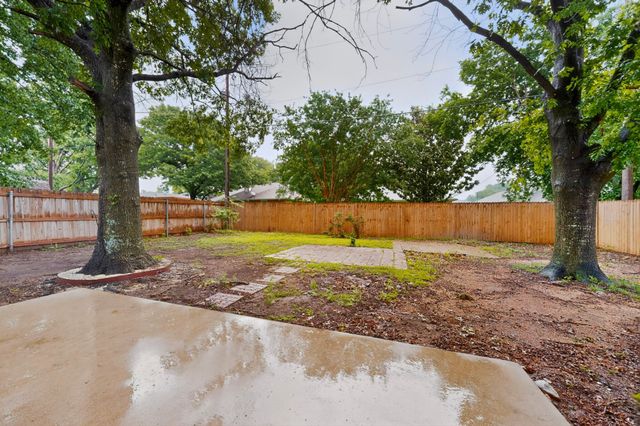 8 Marvin Gardens, Midlothian, TX 76065