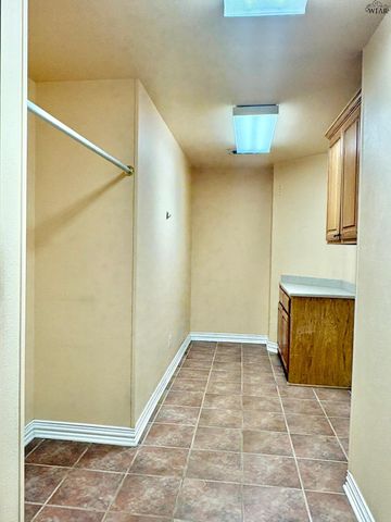 2911 LOMA LINDA LANE, Wichita Falls, TX 76308