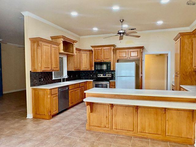 2911 LOMA LINDA LANE, Wichita Falls, TX 76308