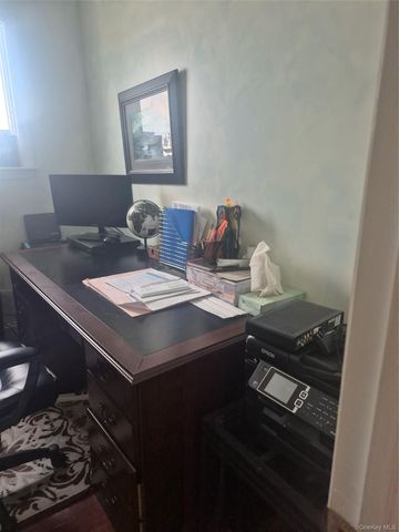 13014 221st Street, Laurelton, NY 11413