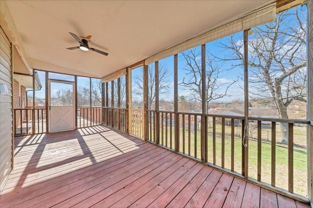 546 Stacie DR, Vinton, VA 24179