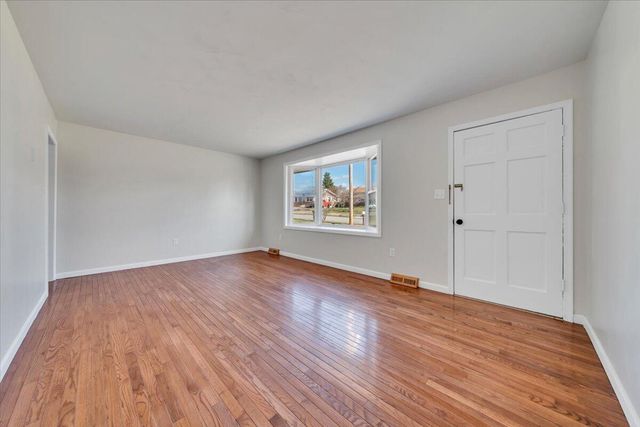 546 Stacie DR, Vinton, VA 24179