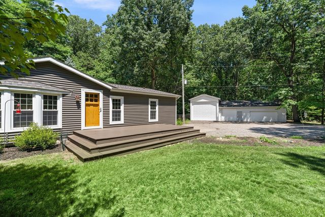 2944 64th Street, Fennville, MI 49408