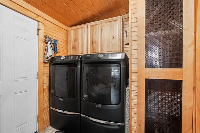 2944 64th Street, Fennville, MI 49408