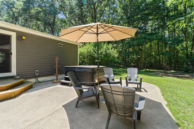 2944 64th Street, Fennville, MI 49408