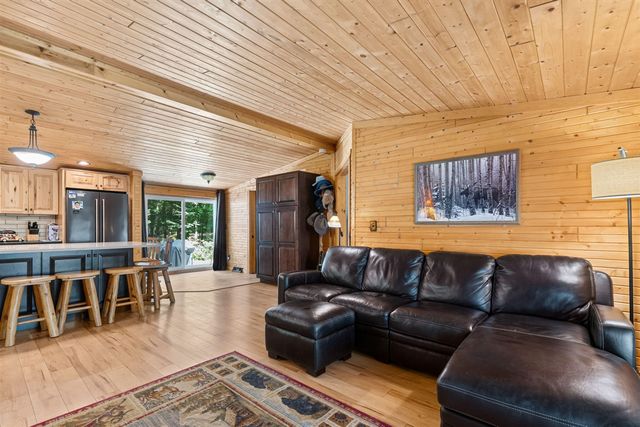 2944 64th Street, Fennville, MI 49408