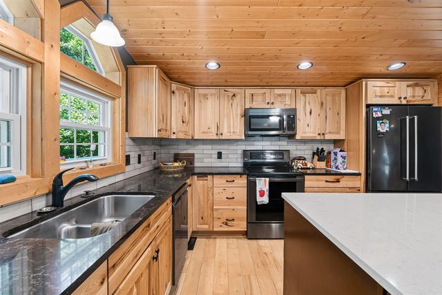 2944 64th Street, Fennville, MI 49408