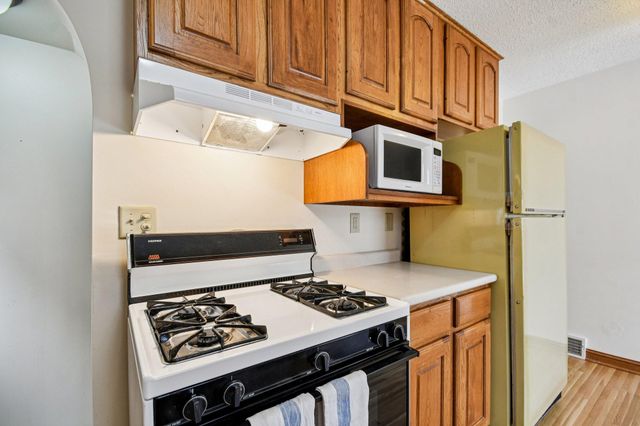 2741 Brunswick Avenue S, Saint Louis Park, MN 55416