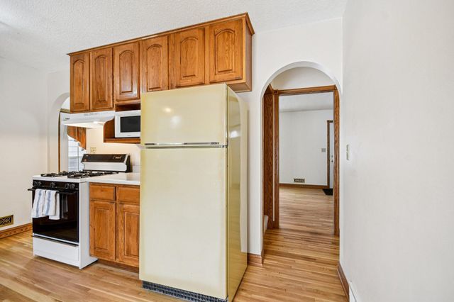 2741 Brunswick Avenue S, Saint Louis Park, MN 55416