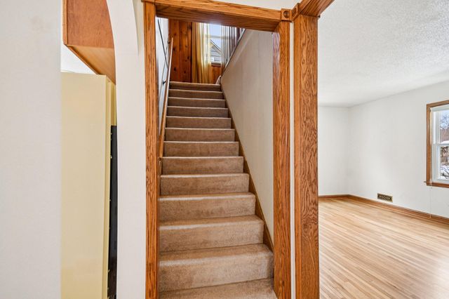 2741 Brunswick Avenue S, Saint Louis Park, MN 55416