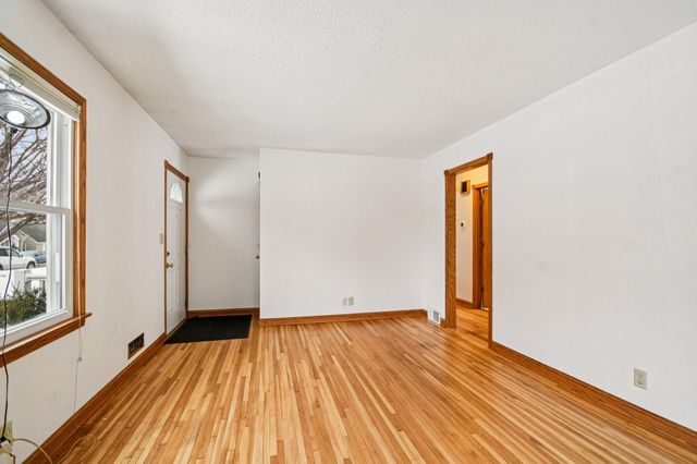 2741 Brunswick Avenue S, Saint Louis Park, MN 55416