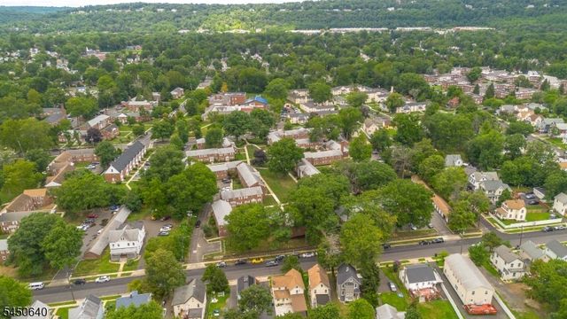 806 E 2Nd St, Plainfield City, NJ 07062