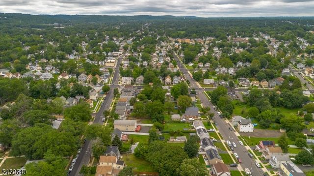 806 E 2Nd St, Plainfield City, NJ 07062