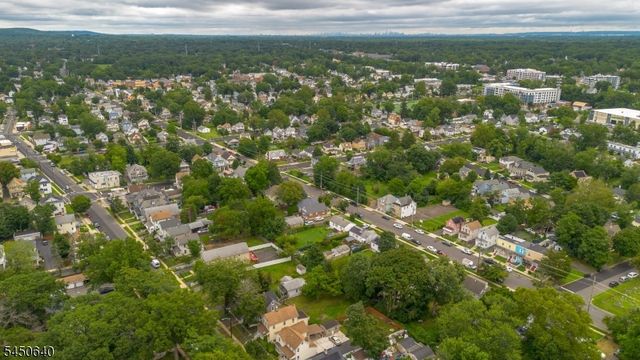 806 E 2Nd St, Plainfield City, NJ 07062