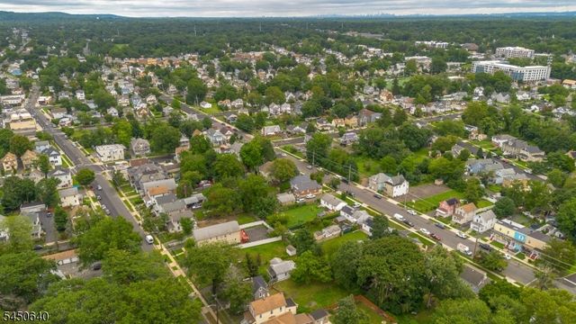 806 E 2Nd St, Plainfield City, NJ 07062