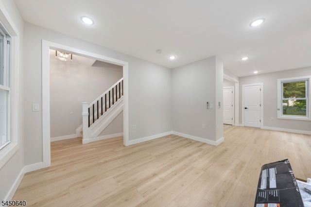 806 E 2Nd St, Plainfield City, NJ 07062