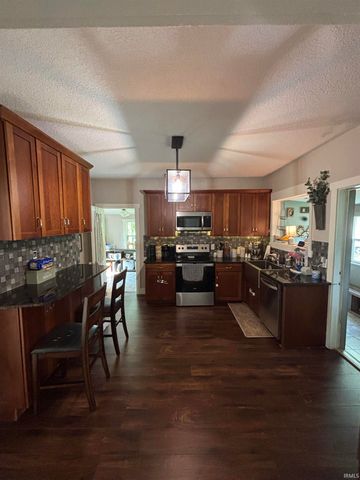 4480 E Station Rd Road, Roanoke, IN 46783