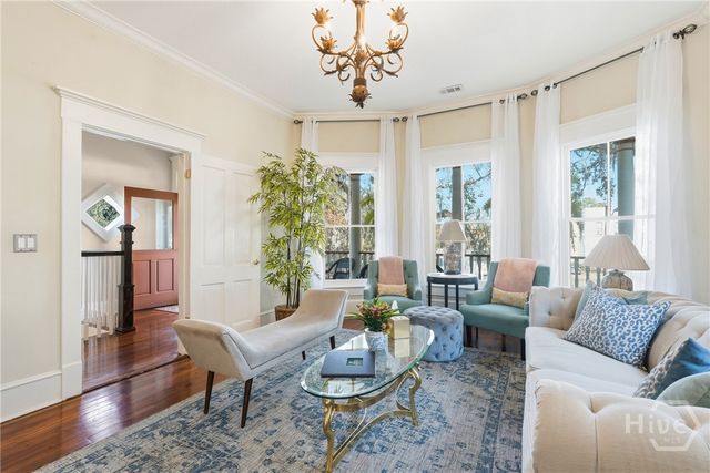 321 W 39th Street, Savannah, GA 31401