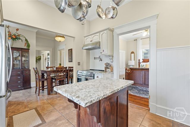 321 W 39th Street, Savannah, GA 31401