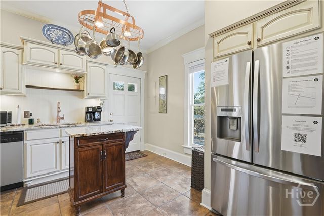 321 W 39th Street, Savannah, GA 31401