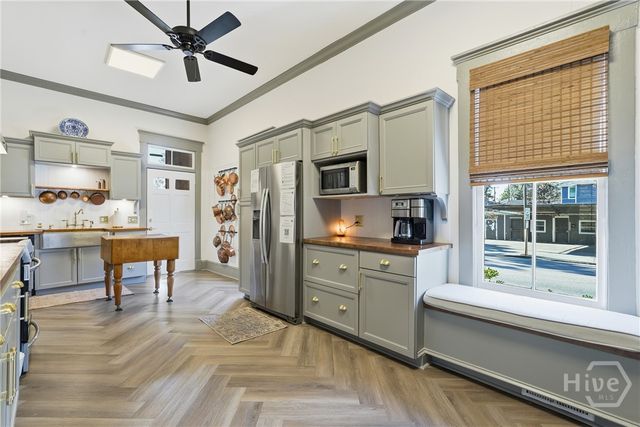 321 W 39th Street, Savannah, GA 31401