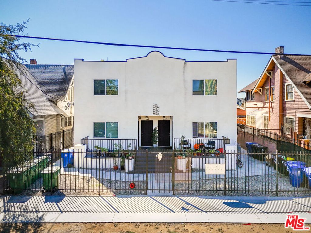 324 W 51st Street, Los Angeles, CA 90037 — exterior