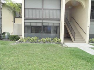 827 Sky Pine Way F1, Greenacres, FL 33415