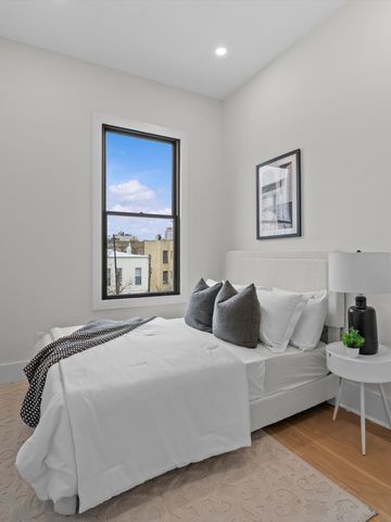 300 18TH Street, New York City, NY 11215