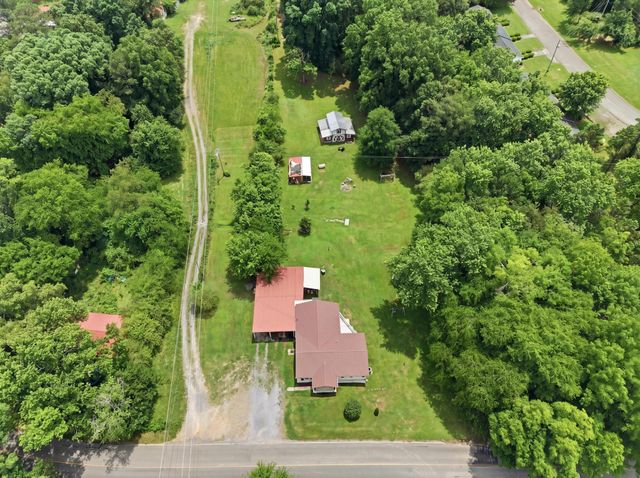 251 NW W Broadacre Road, Dalton, GA 30721