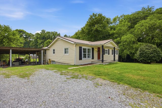 251 NW W Broadacre Road, Dalton, GA 30721