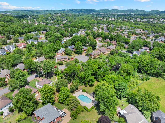 304 Harpeth View Cir, Nashville, TN 37221