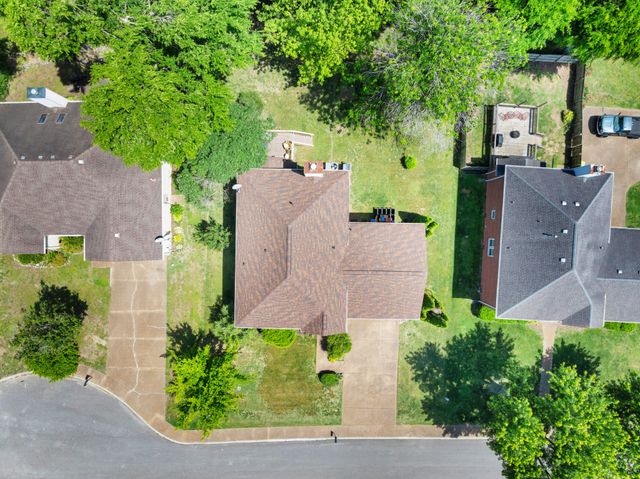 304 Harpeth View Cir, Nashville, TN 37221