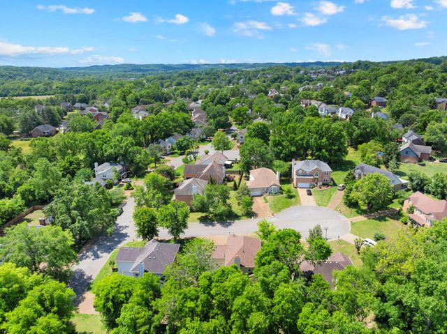 304 Harpeth View Cir, Nashville, TN 37221