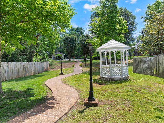 304 Harpeth View Cir, Nashville, TN 37221