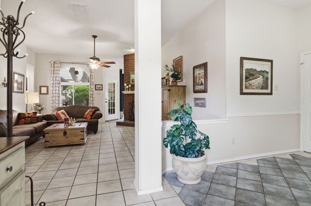 7400 Catlow Court, Fort Worth, TX 76137