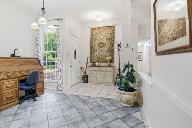 7400 Catlow Court, Fort Worth, TX 76137