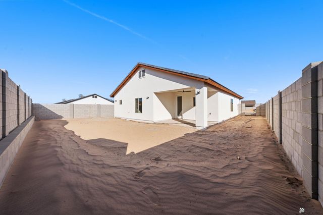 10857 E 45 St, Yuma, AZ 85367